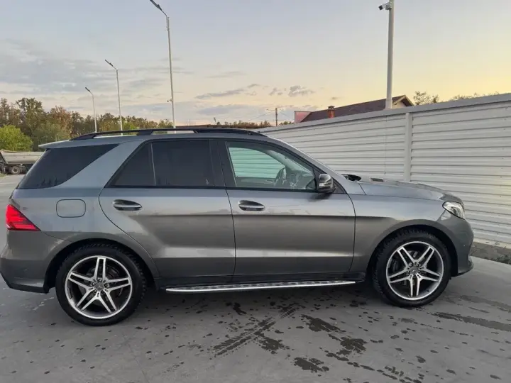 Mercedes-Benz GLE 250 d 4MATIC