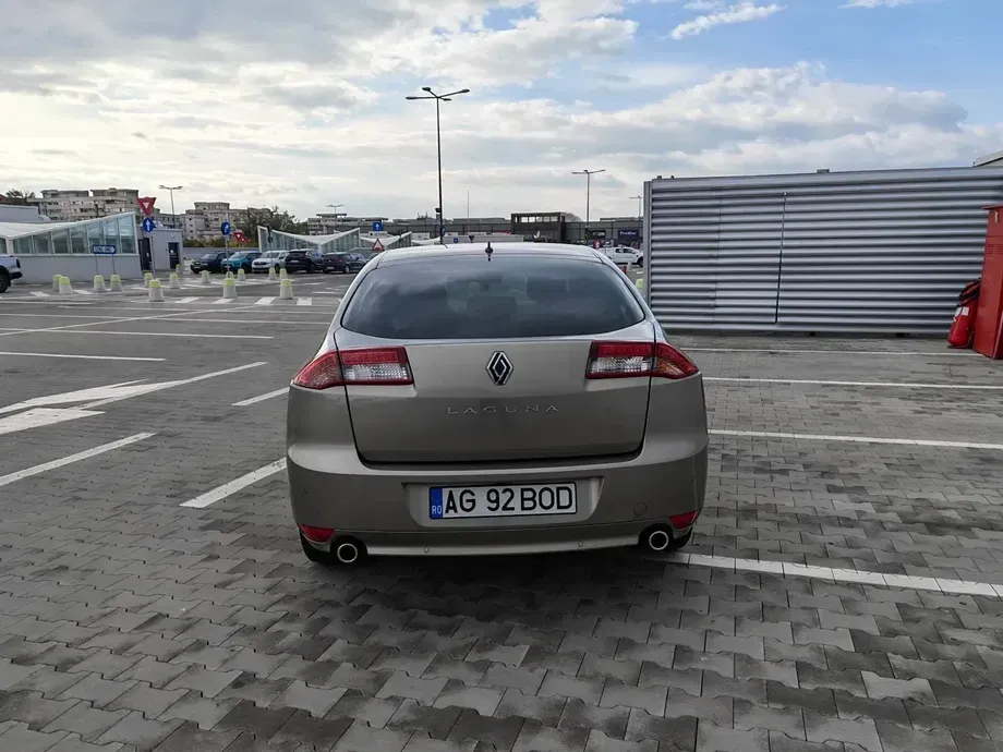 Renault Laguna — imagine 4