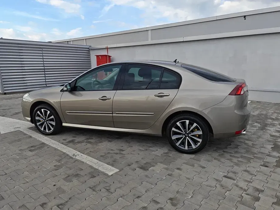 Renault Laguna — imagine 5