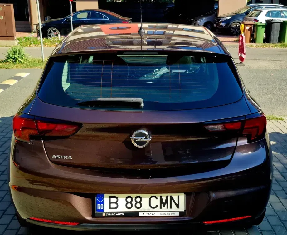 Opel Astra K — imagine 9
