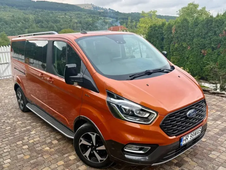 Ford Tourneo Custom