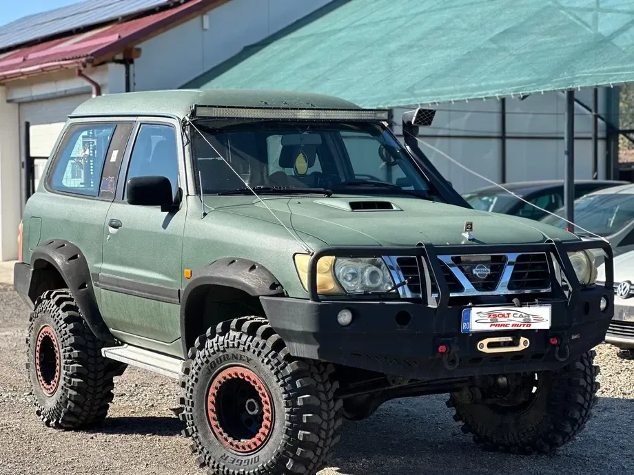 Nissan Patrol V GR 3.0 TDI Luxury — imagine 3