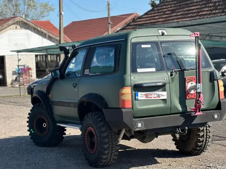 Nissan Patrol V GR 3.0 TDI Luxury