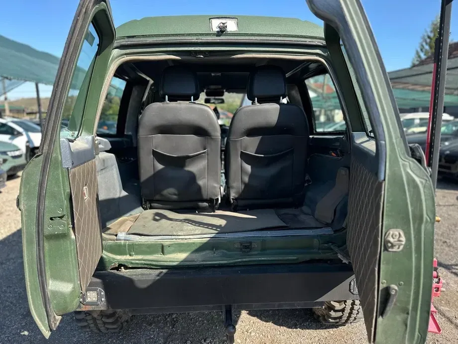 Nissan Patrol V GR 3.0 TDI Luxury — imagine 10
