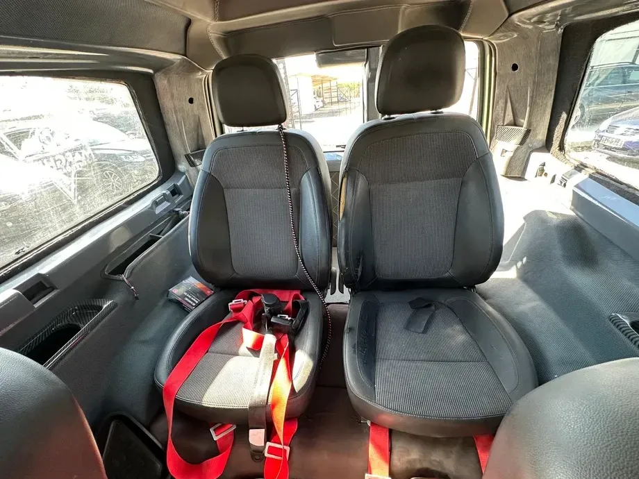 Nissan Patrol V GR 3.0 TDI Luxury — imagine 9