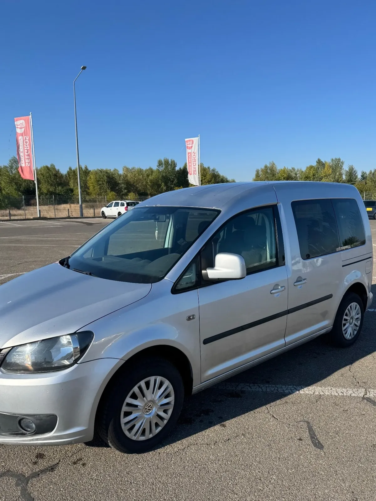 Volkswagen Caddy — imagine 8