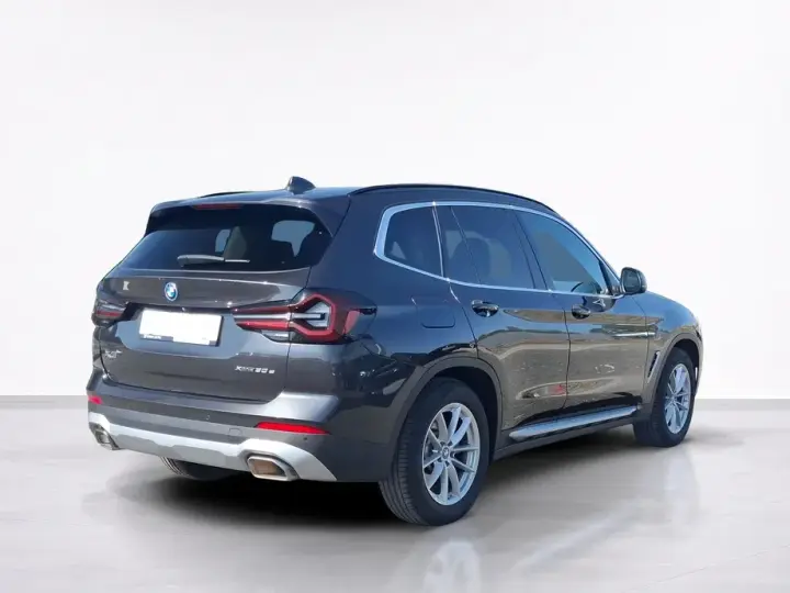 BMW X3 xDrive30e AT PHEV