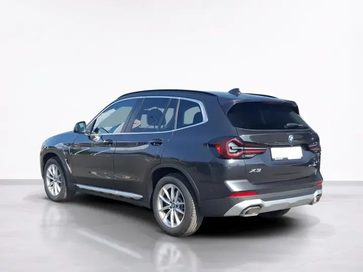 BMW X3 xDrive30e AT PHEV