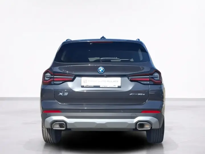 BMW X3 xDrive30e AT PHEV