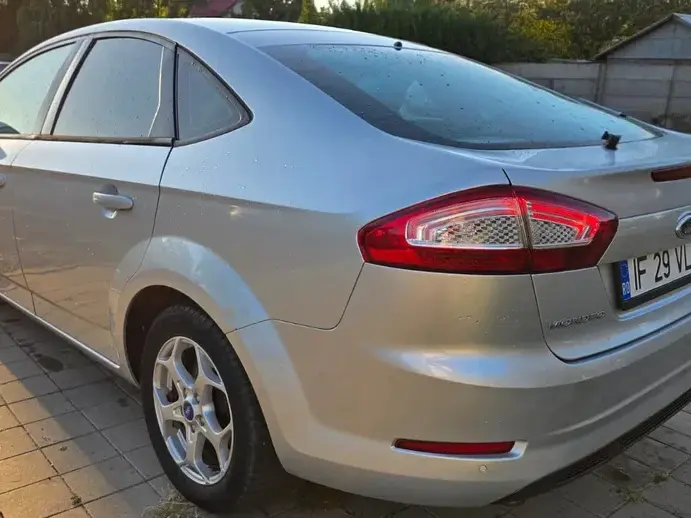 Ford Mondeo III