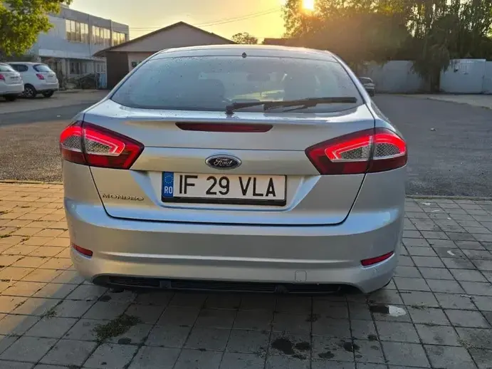 Ford Mondeo III
