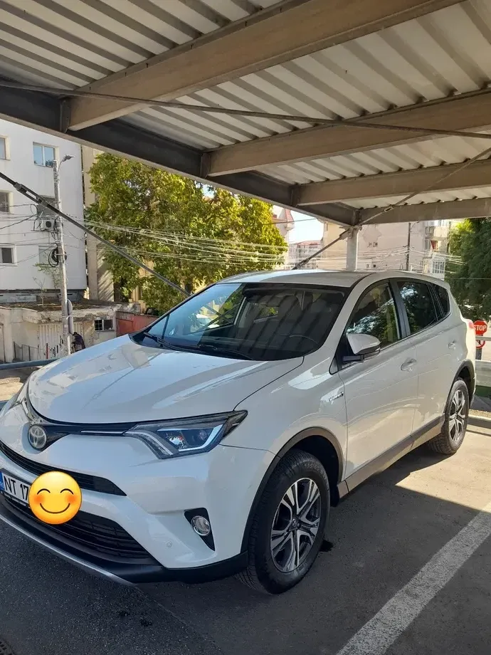 Toyota RAV4 — imagine 7