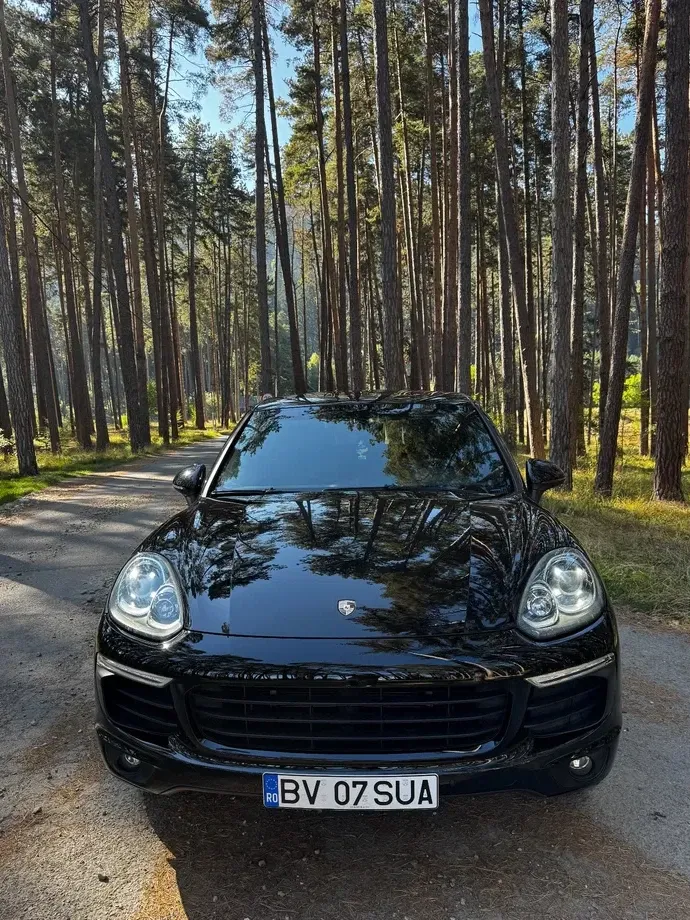 Porsche Cayenne — imagine 3