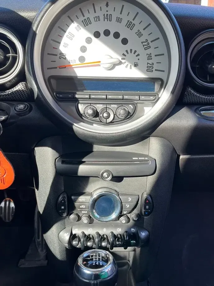 MINI Clubman Cooper SD — imagine 10