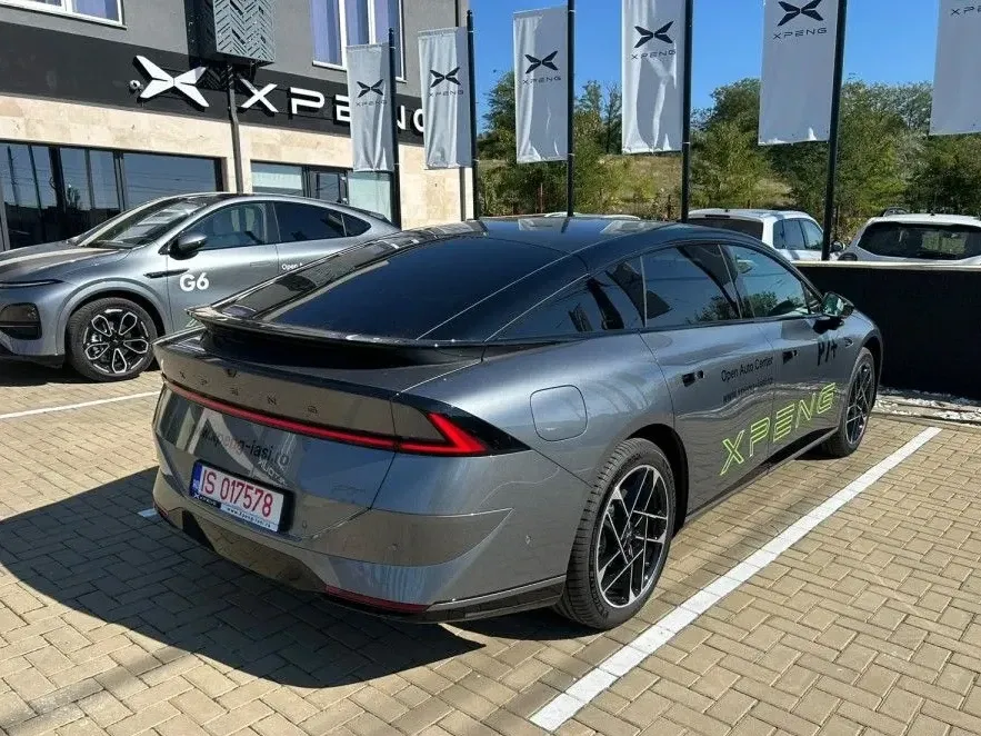 Xpeng P7 — imagine 5