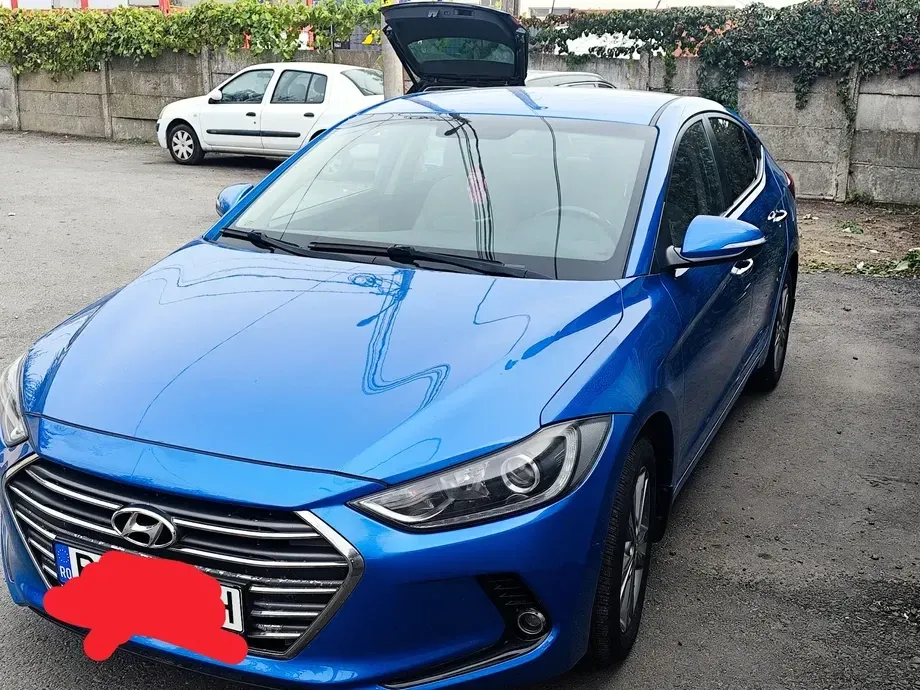 Hyundai Elantra VI — imagine 5