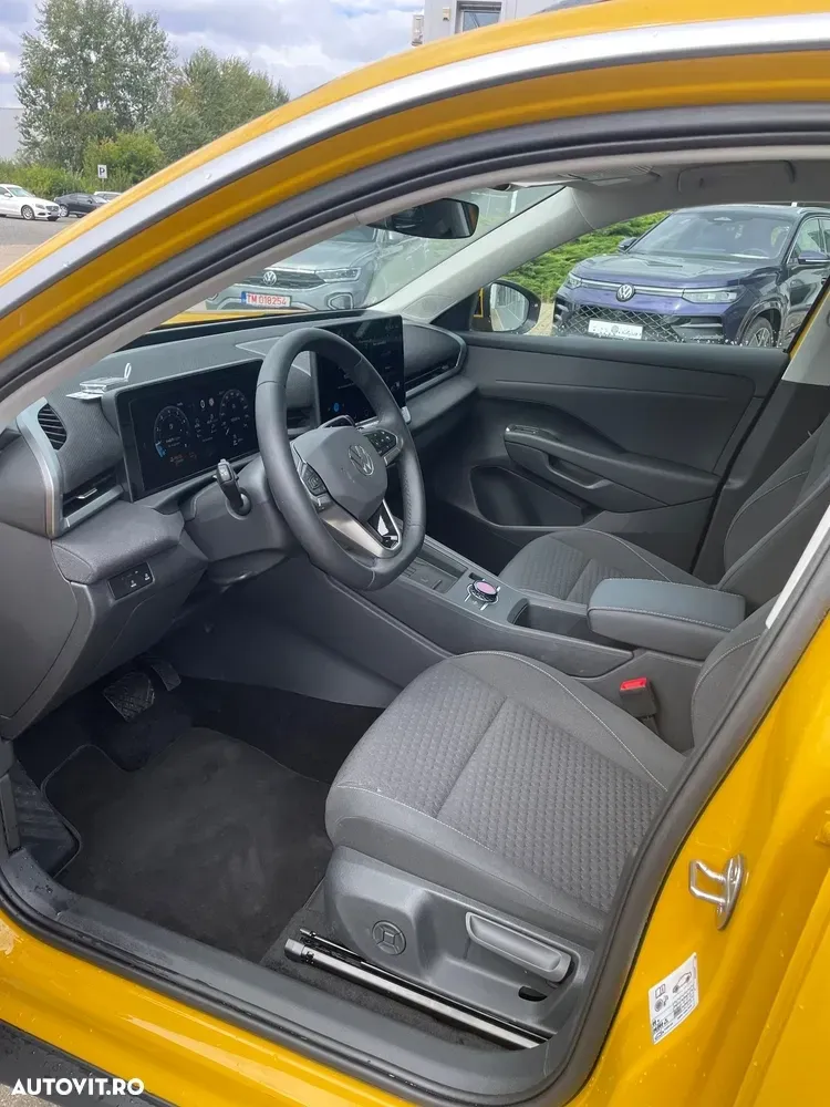 Volkswagen T-Roc 1.5 eTSI 115 CP DSG MHEV Life — imagine 5