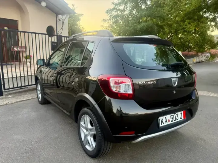 Dacia Sandero Stepway II TCe 90 Prestige