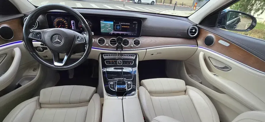 Mercedes-Benz E W213 — imagine 10