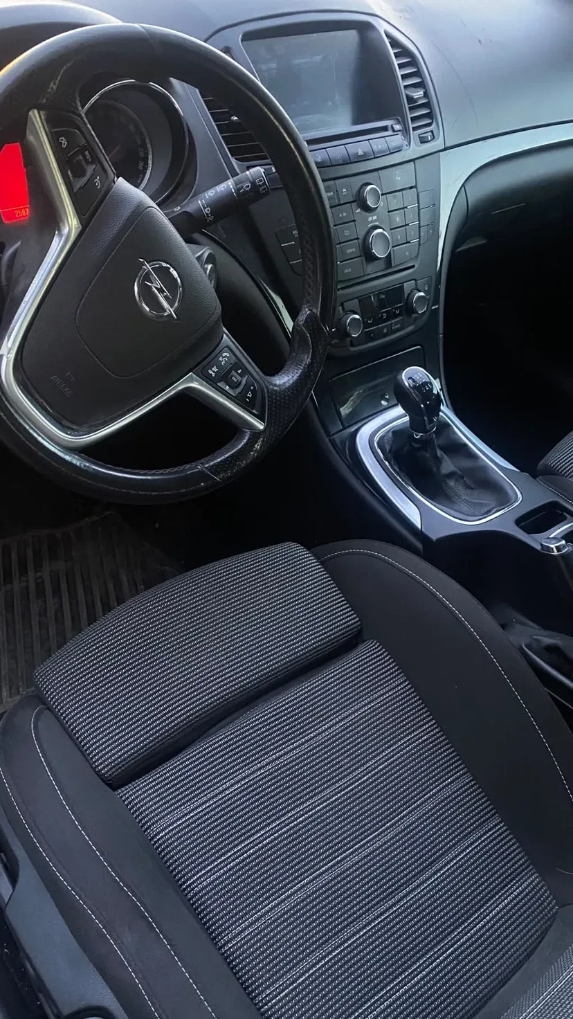 Opel Insignia — imagine 8