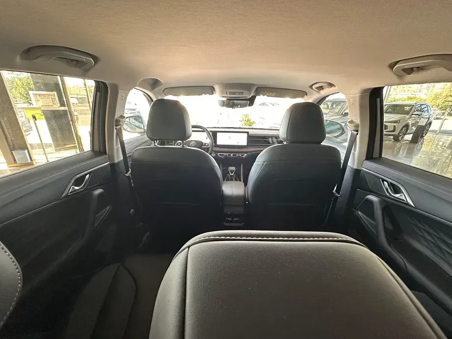 MG EHS 1.5 T-GDi AT PHEV Exclusive — imagine 8
