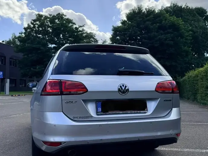 Volkswagen Golf VII
