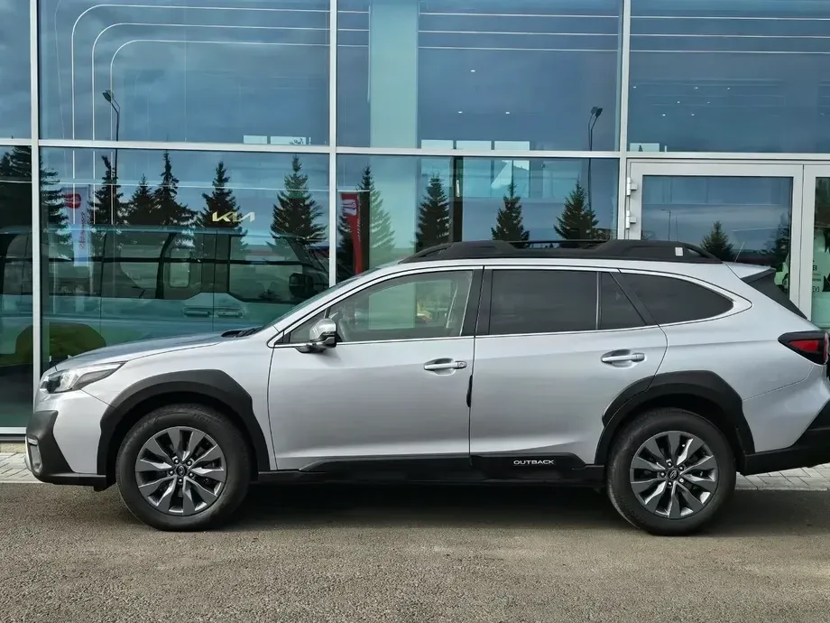 Subaru Outback 2.5I LinearTronic Active — imagine 3