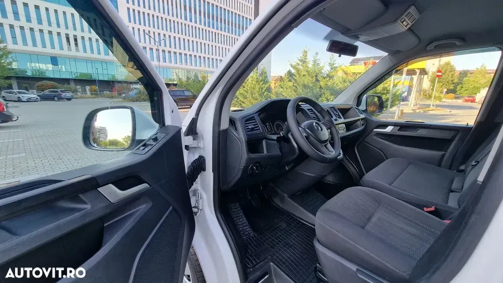 Volkswagen Caravelle — imagine 6