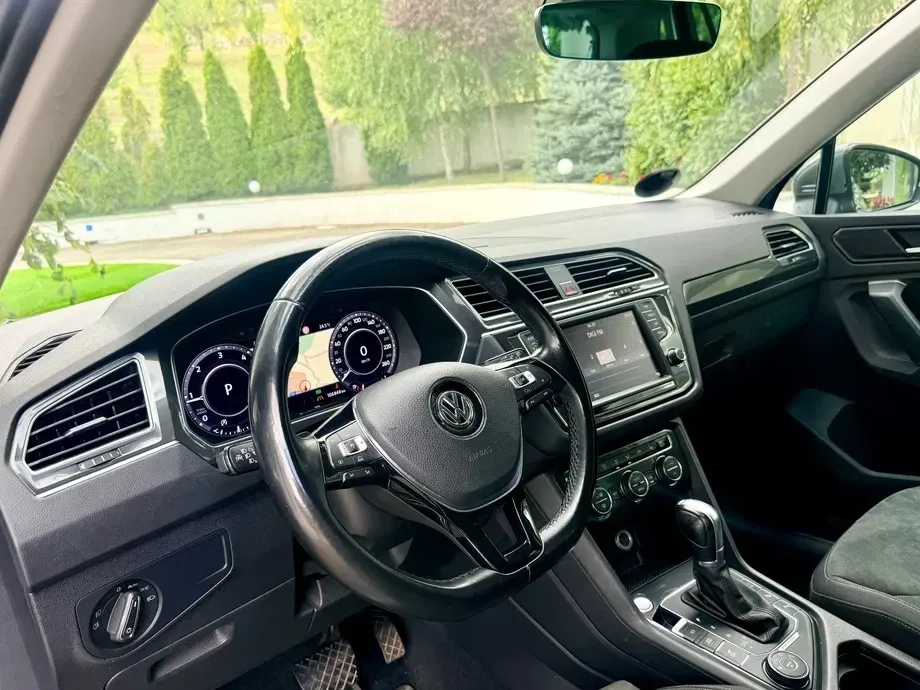 Volkswagen Tiguan 2.0 TDI SCR 4MOTION DSG Highline — imagine 5