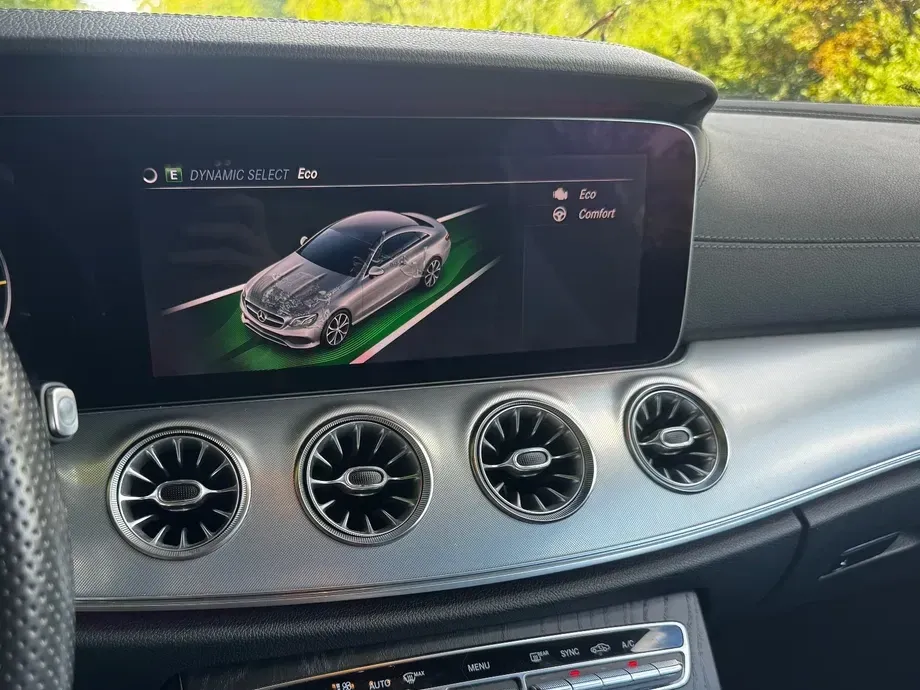 Mercedes-Benz E 220 d 4MATIC Aut. — imagine 10