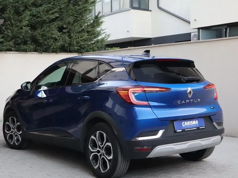 Renault Captur E-TECH Full 145 Techno — imagine 4