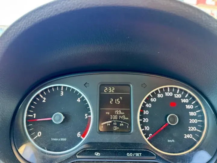Volkswagen Polo V