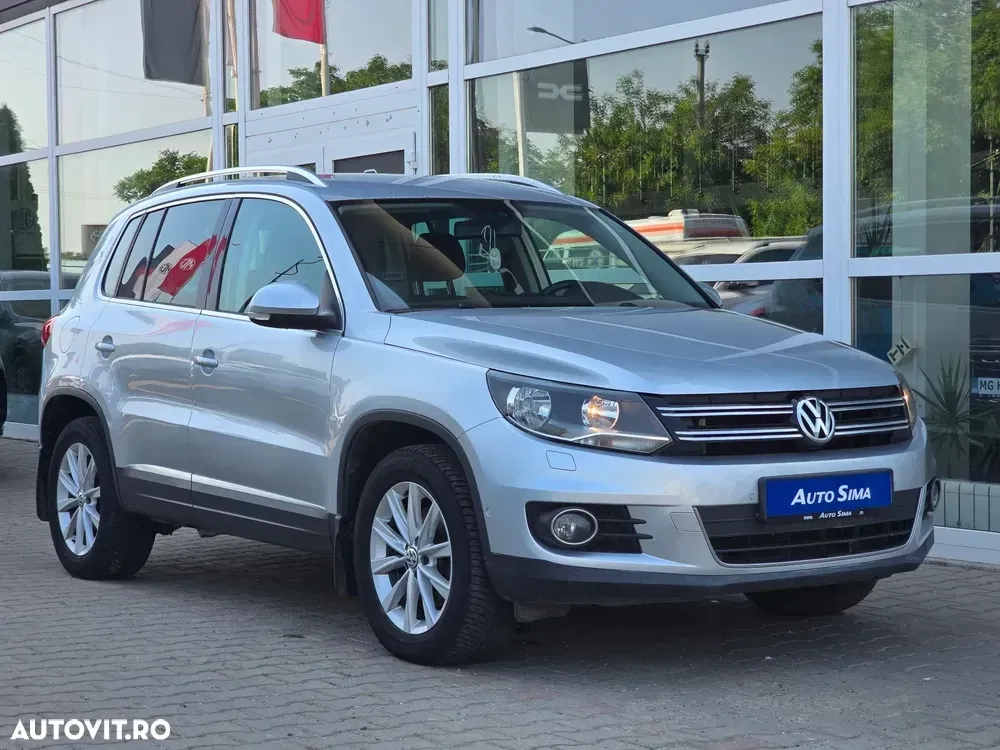 Volkswagen Tiguan 2.0 TDI DPF 4Motion BlueMotion Technology DSG Sport & Style — imagine 2