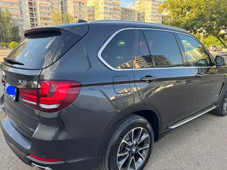 BMW X5 F15 xDrive30d — imagine 7