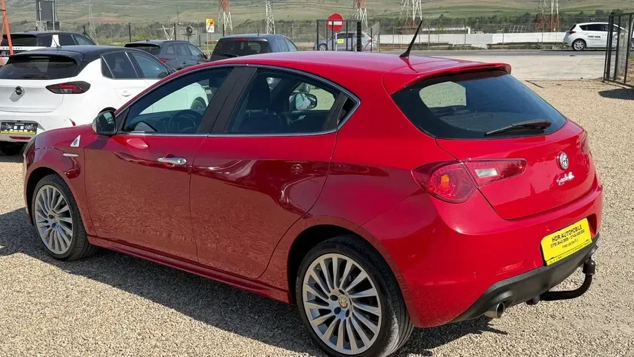 Alfa Romeo Giulietta 2.0 JTDM 16V Veloce — imagine 2