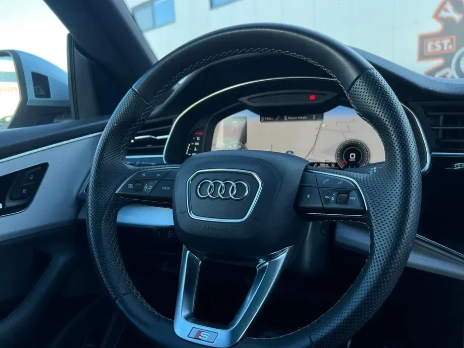 Audi Q8 — imagine 10