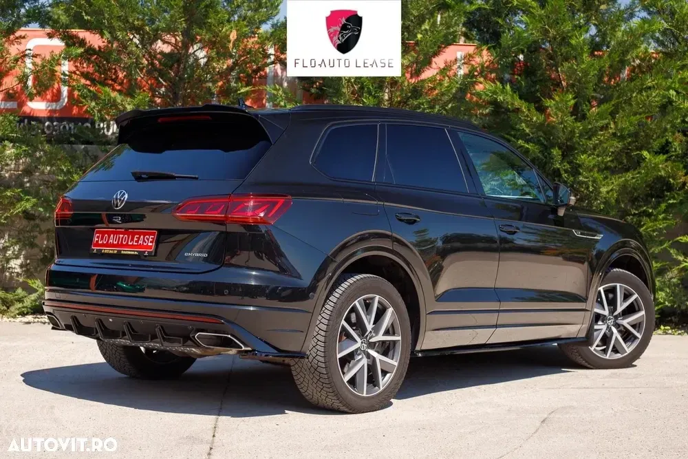 Volkswagen Touareg V6 TSI eHybrid PHEV R — imagine 3