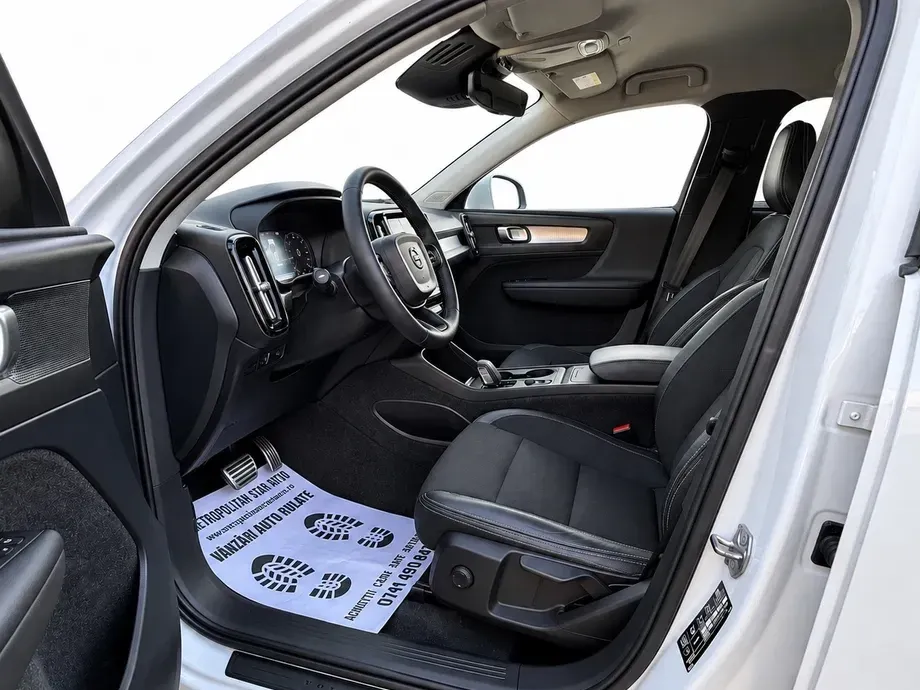 Volvo XC 40 — imagine 8