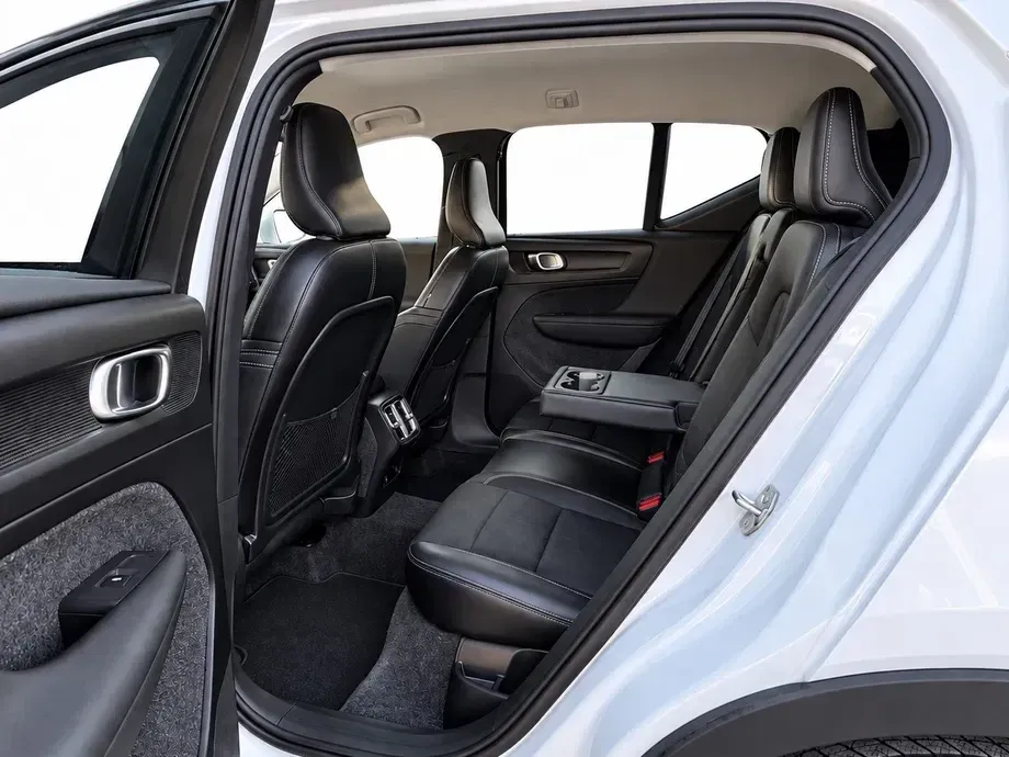 Volvo XC 40 — imagine 9