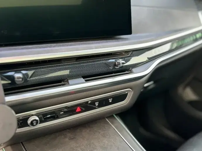 BMW X7 xDrive40i AT MHEV