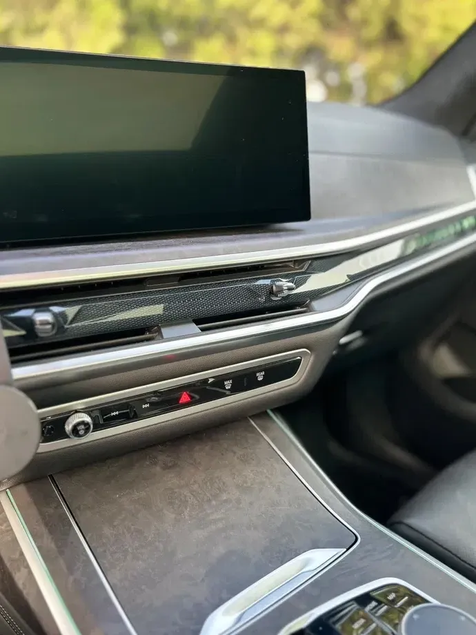 BMW X7 xDrive40i AT MHEV — imagine 4