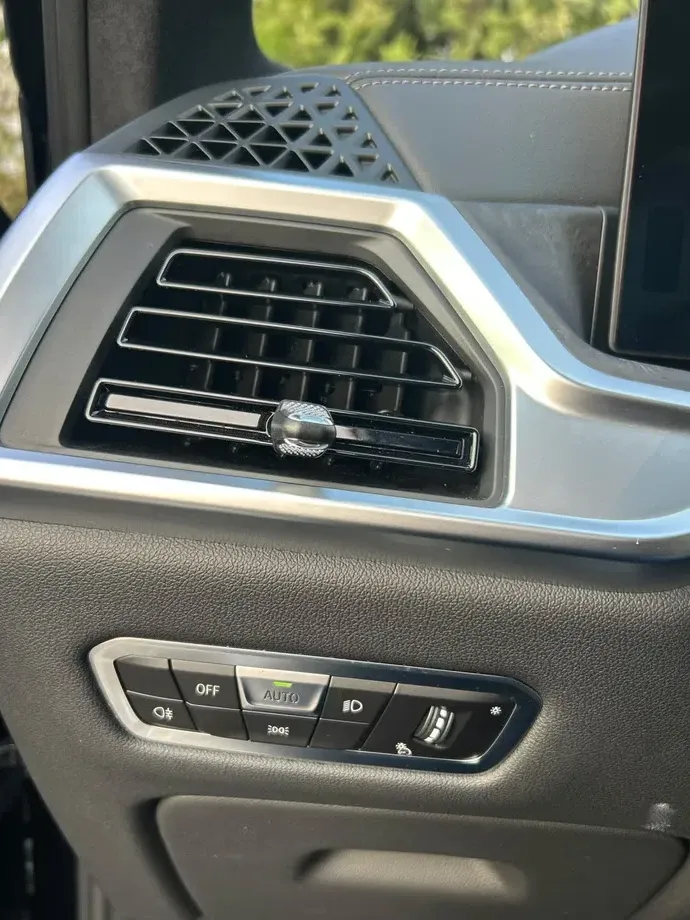 BMW X7 xDrive40i AT MHEV — imagine 5
