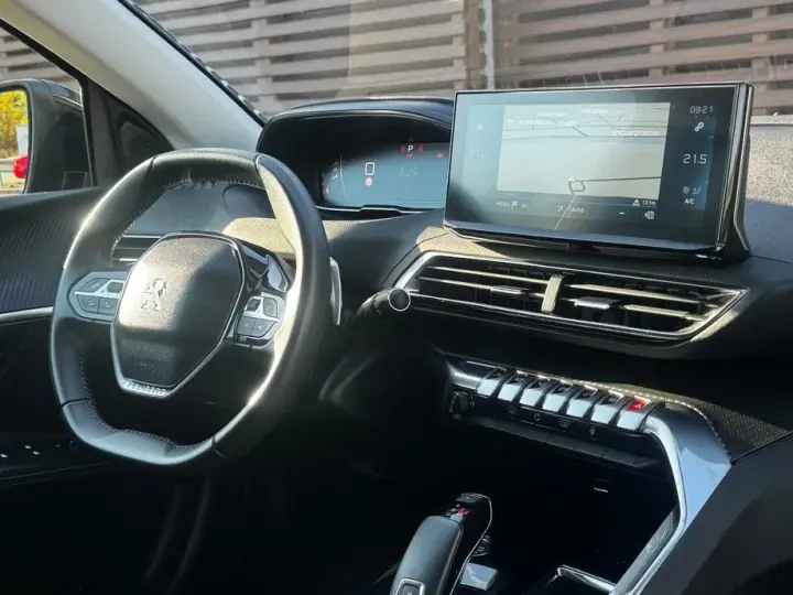 Peugeot 3008 II BlueHDi 130 Stop & Start EAT8 Allure