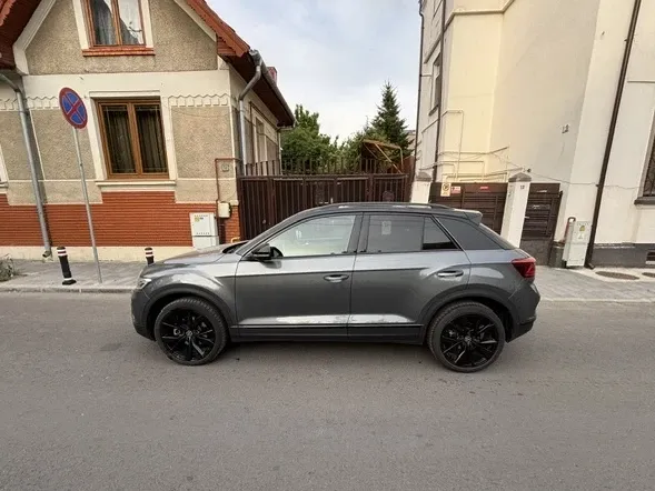 Volkswagen T-Roc — imagine 5