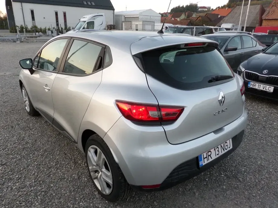 Renault Clio — imagine 2