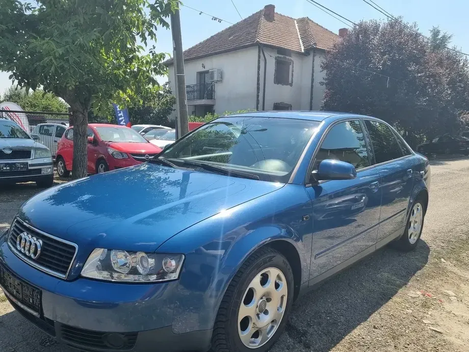 Audi A4 Limuzina B6 — imagine 3