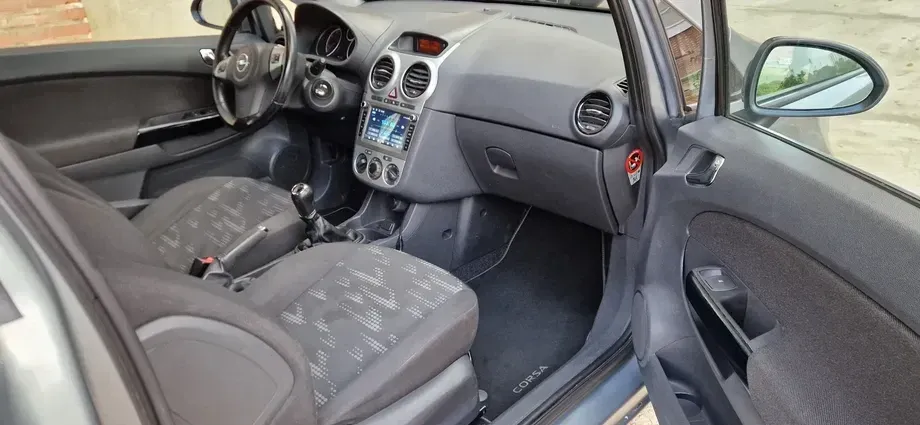 Opel Corsa D — imagine 7