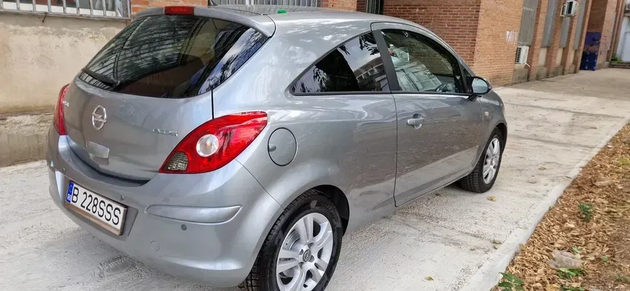 Opel Corsa D — imagine 4