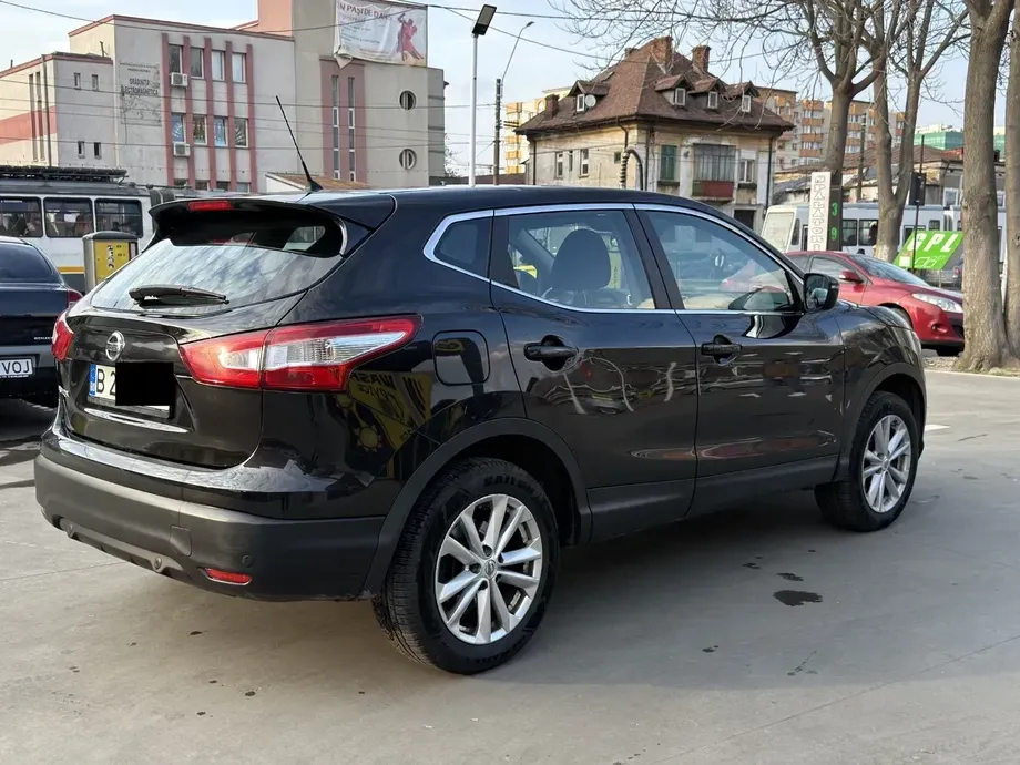 Nissan Qashqai — imagine 4