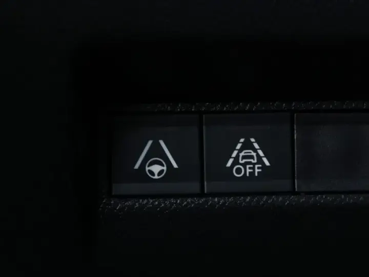 Peugeot 2008 II PureTech 130 EAT8 GT